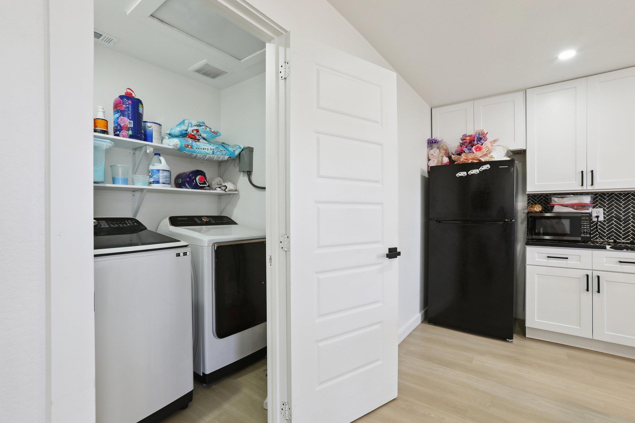 194 Tulipan Ln, Dale, TX 78616