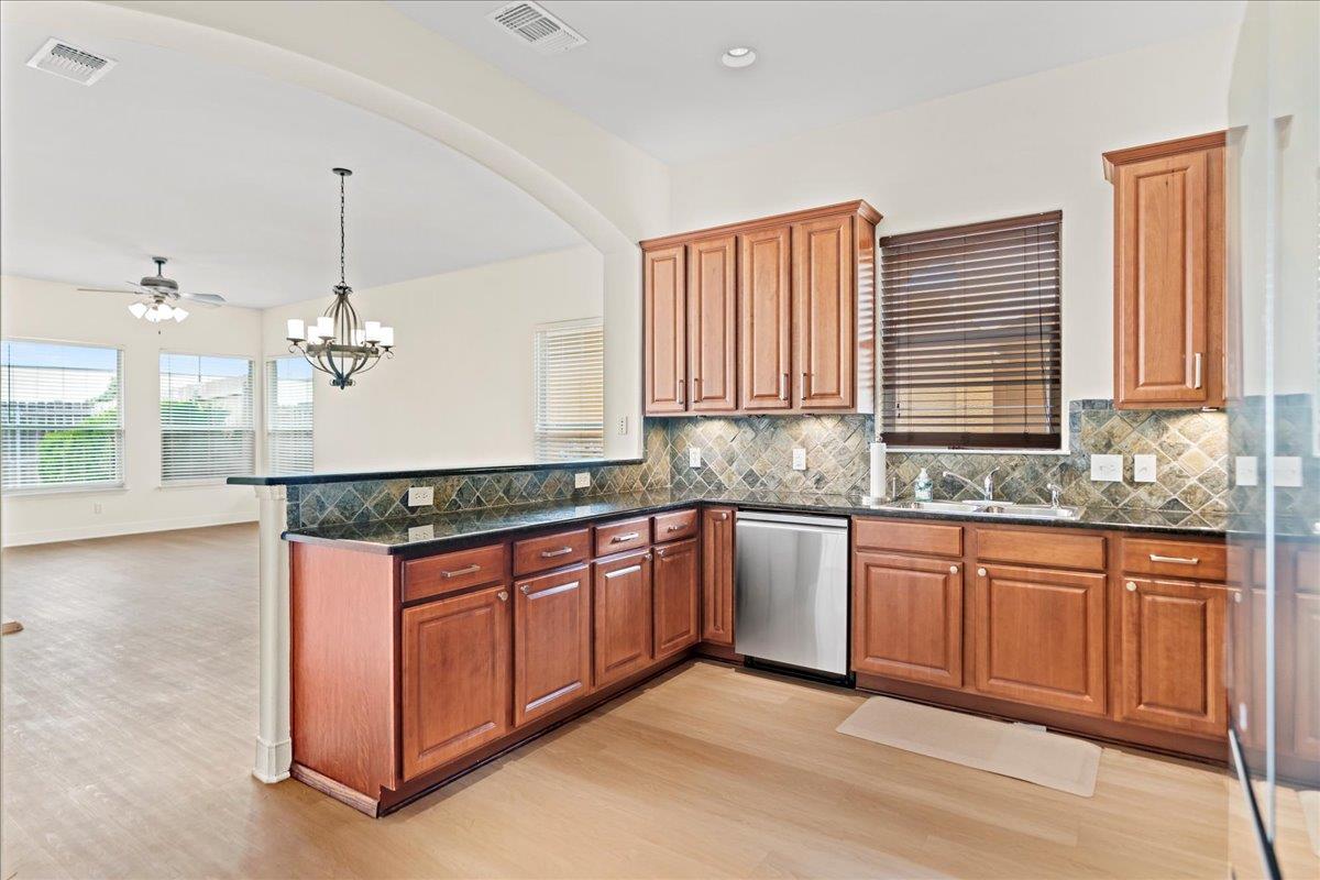 2210 Onion Creek Pkwy # 604, Austin, TX 78747