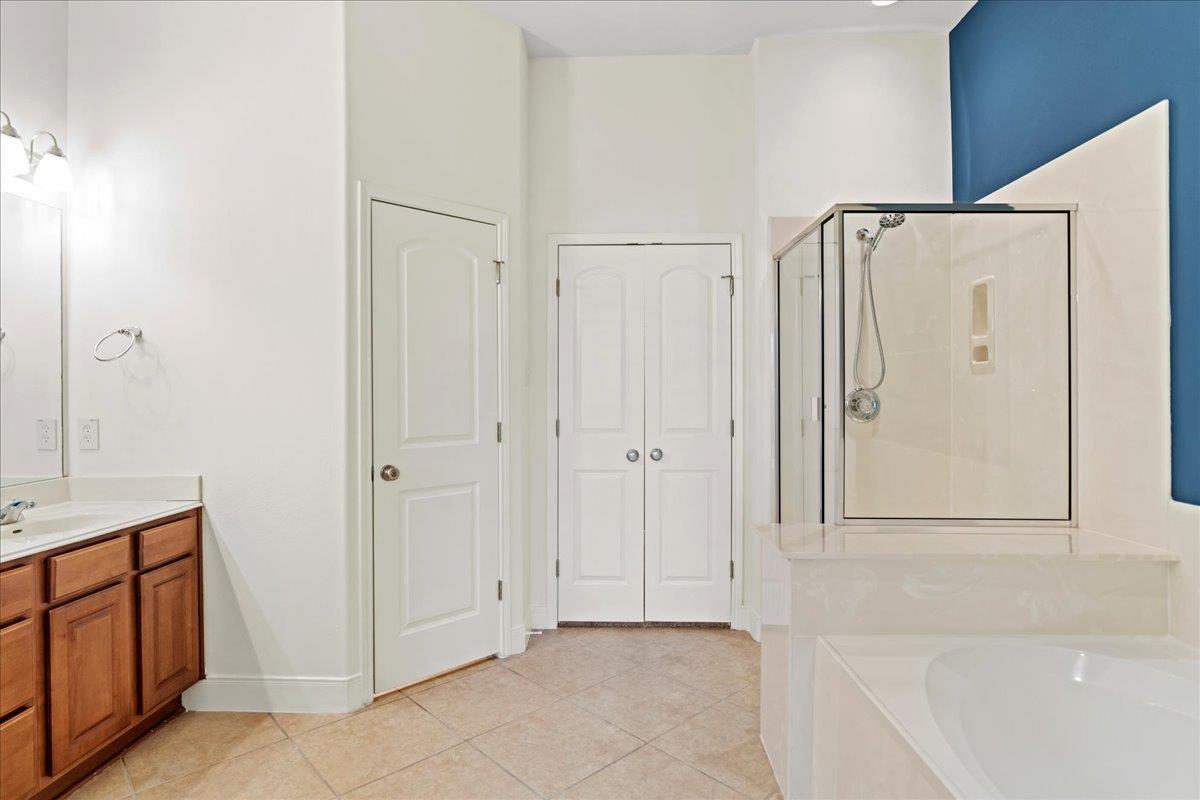 2210 Onion Creek Pkwy # 604, Austin, TX 78747