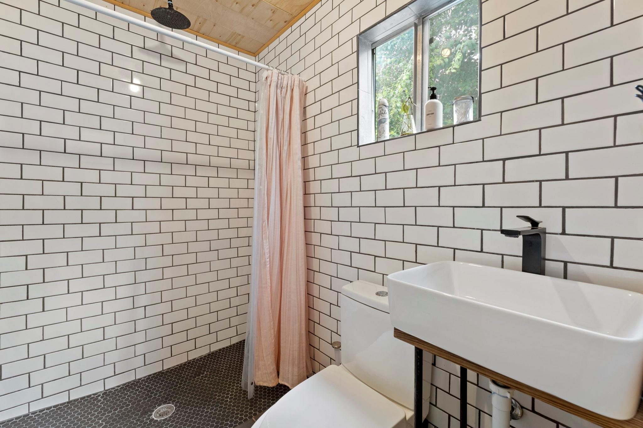 97 Lynn St # B, Austin, TX 78702