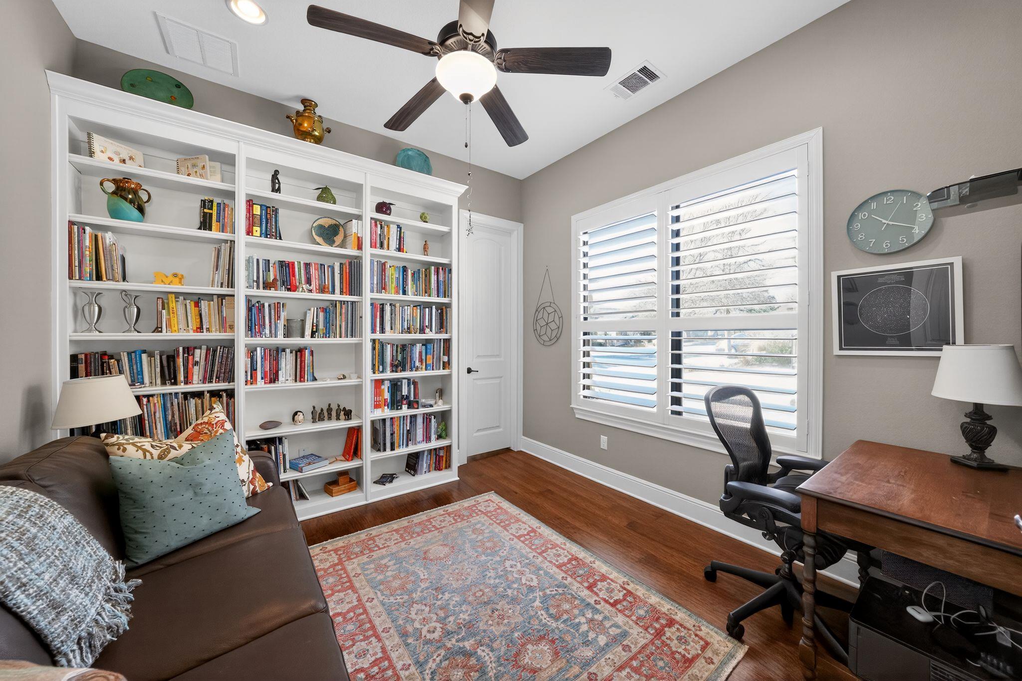 8 Prestonwood Cir, Lakeway, TX 78734