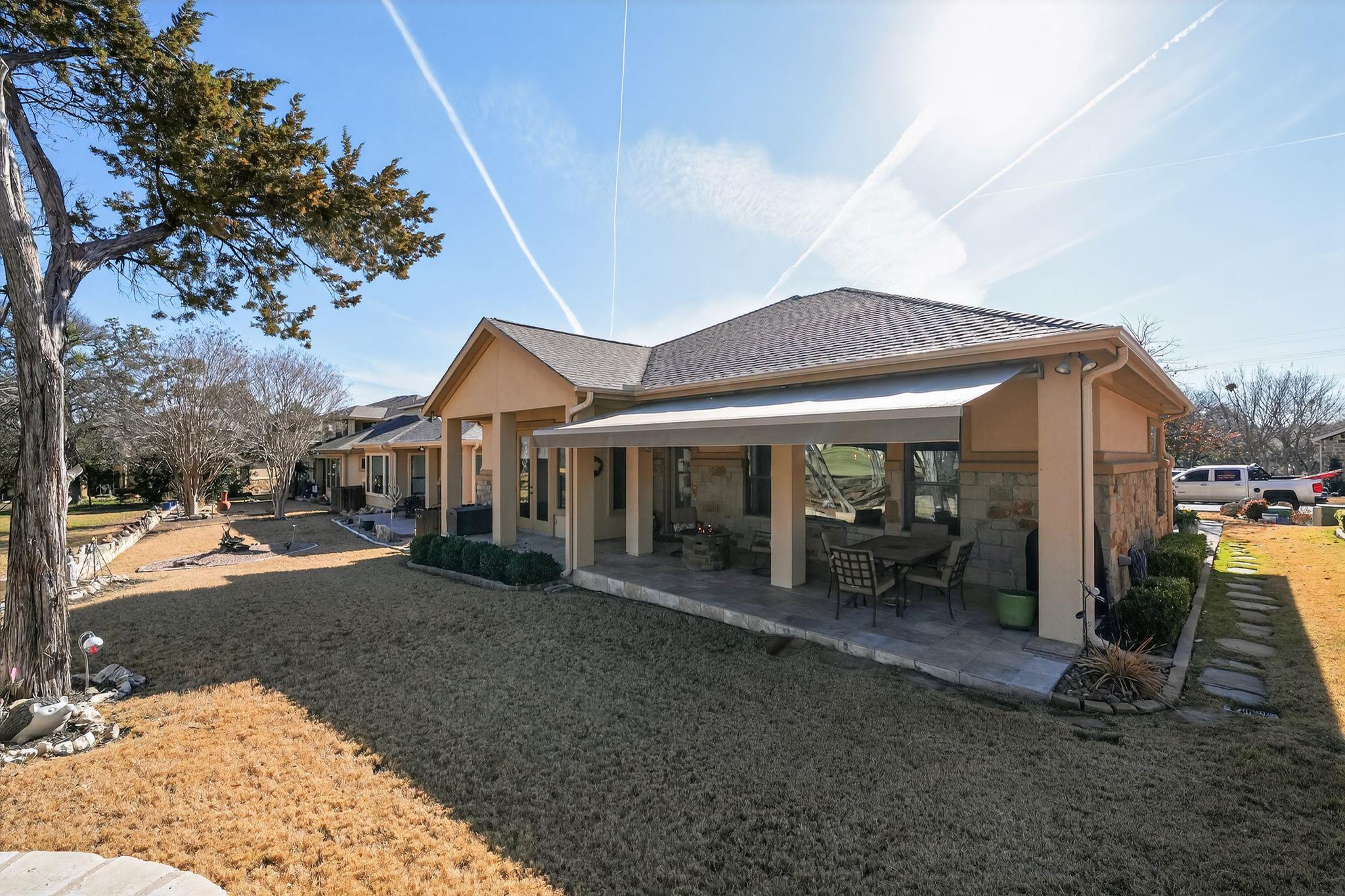 8 Prestonwood Cir, Lakeway, TX 78734