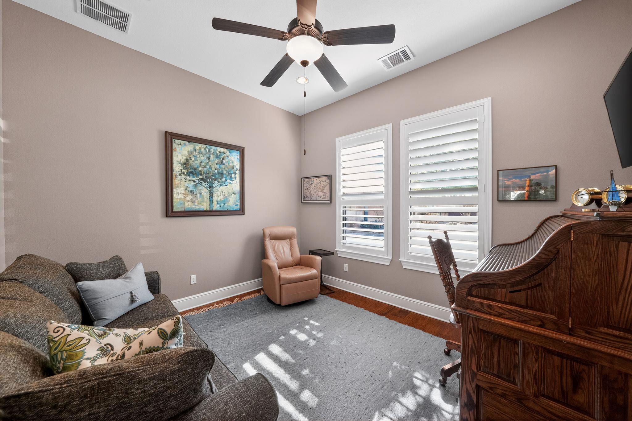 8 Prestonwood Cir, Lakeway, TX 78734