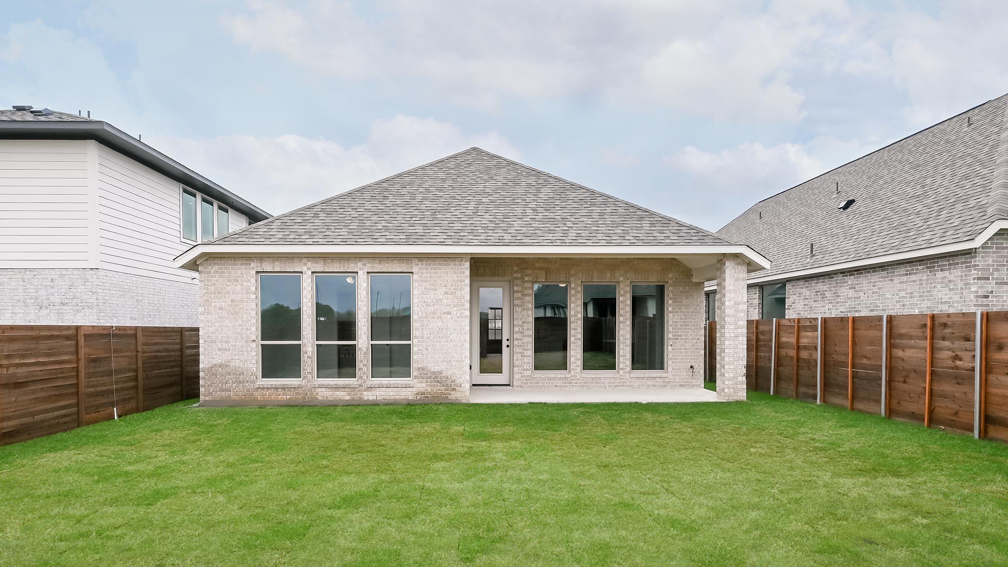 3921 Melody Rd, Lockhart, TX 78644