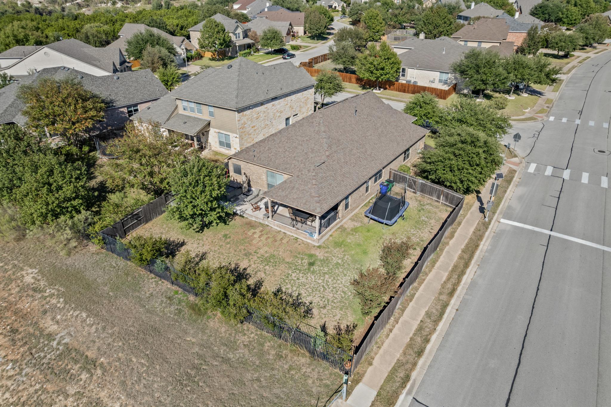 407 Victoria Dr, Cedar Park, TX 78613