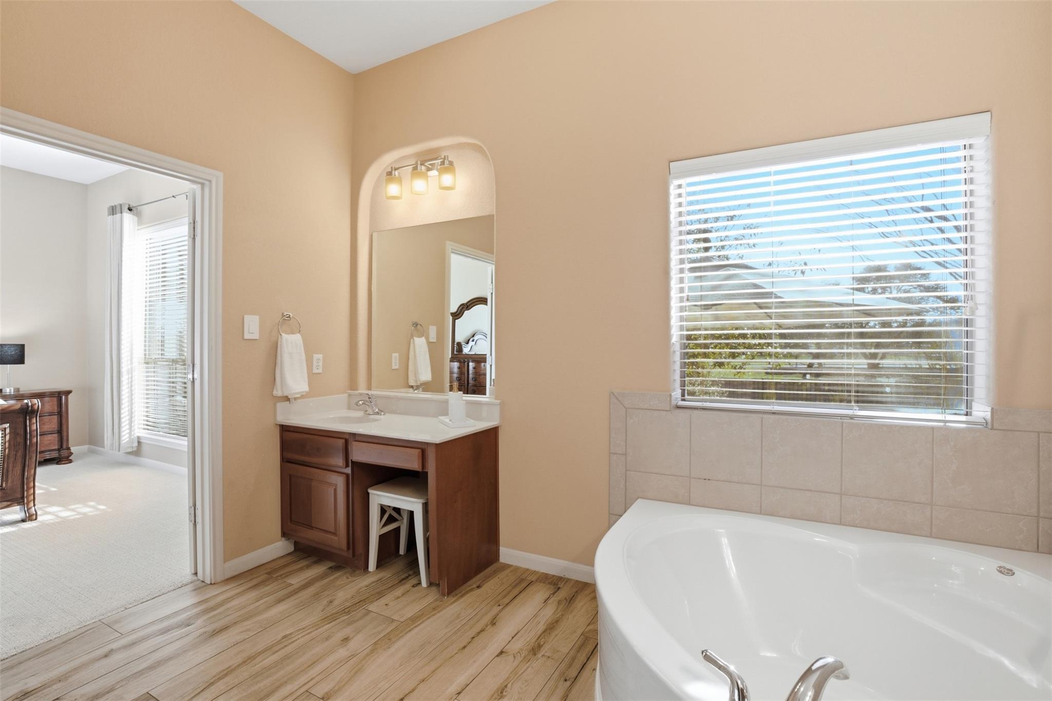 407 Victoria Dr, Cedar Park, TX 78613