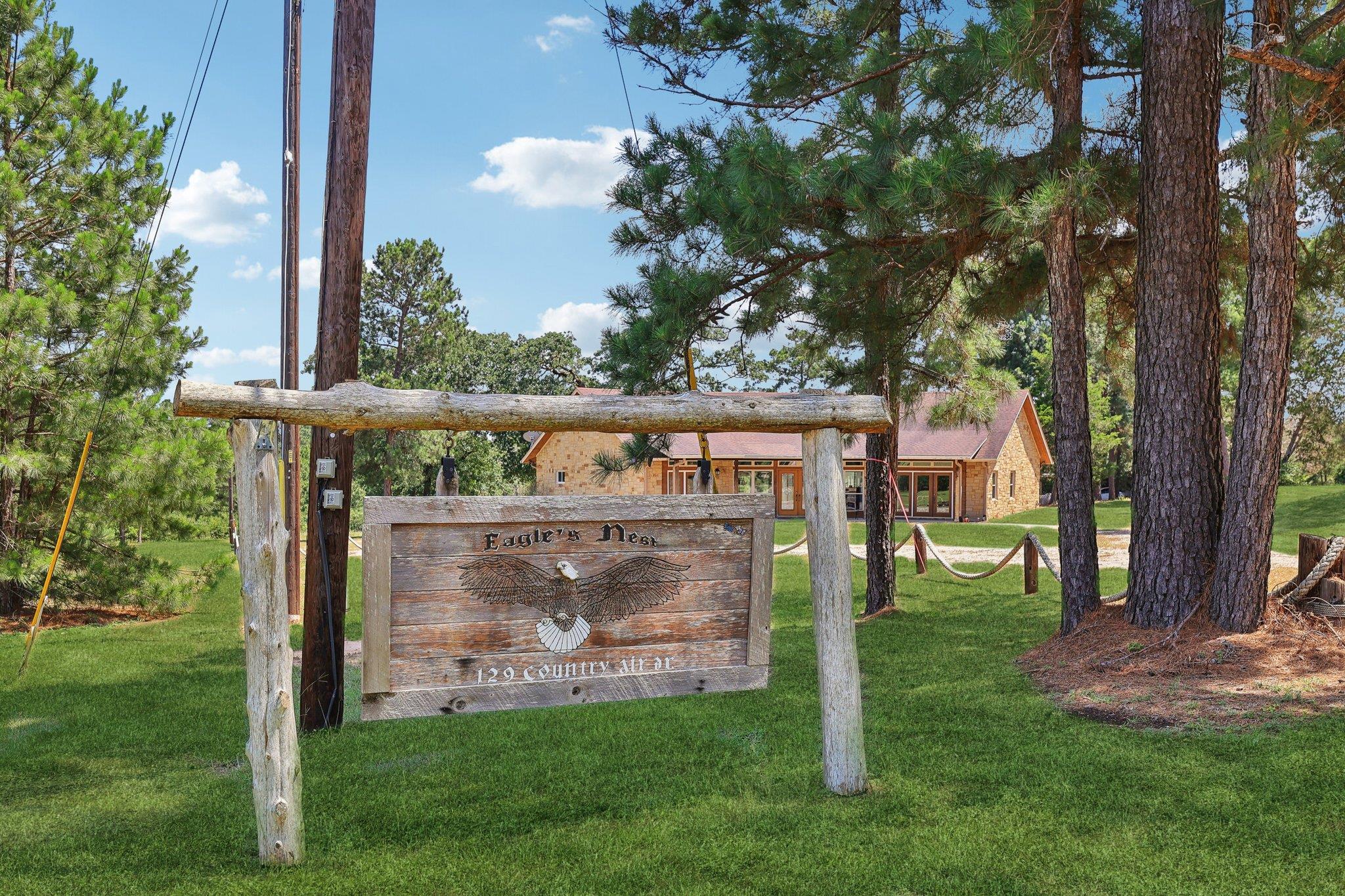 129 Country Air Dr, Bastrop, TX 78602