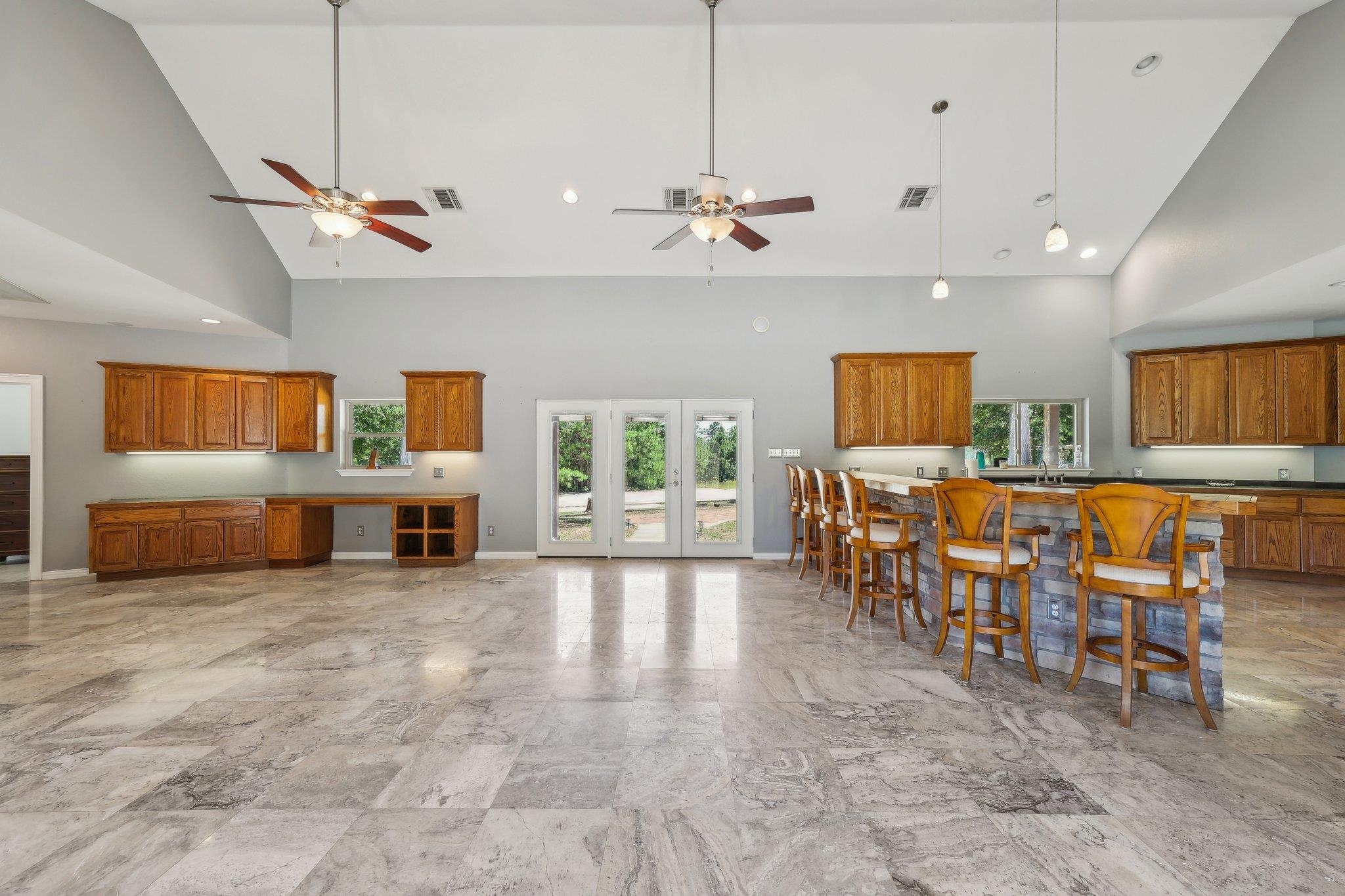 129 Country Air Dr, Bastrop, TX 78602