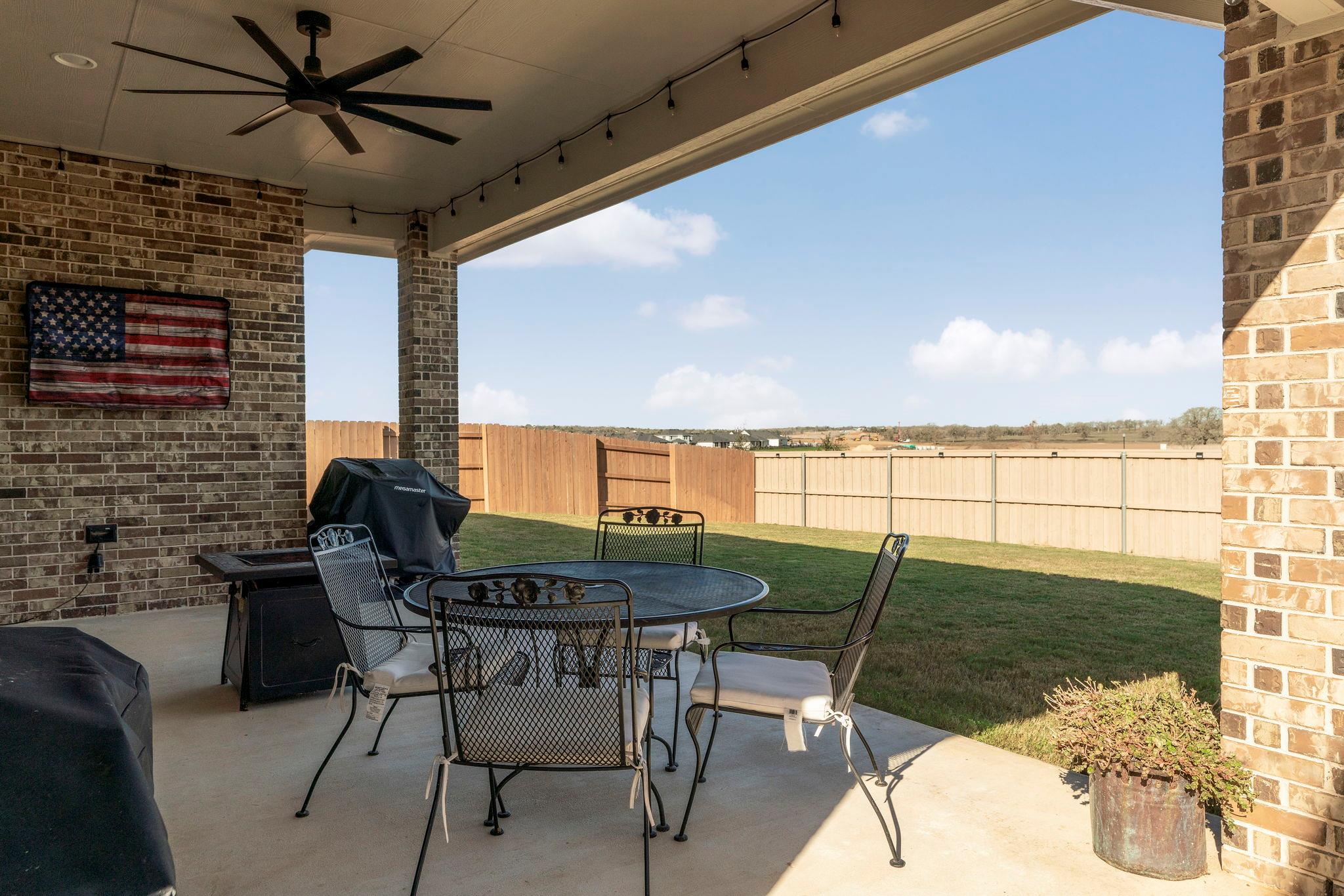 142 Palo Pinto Bnd, Bastrop, TX 78602