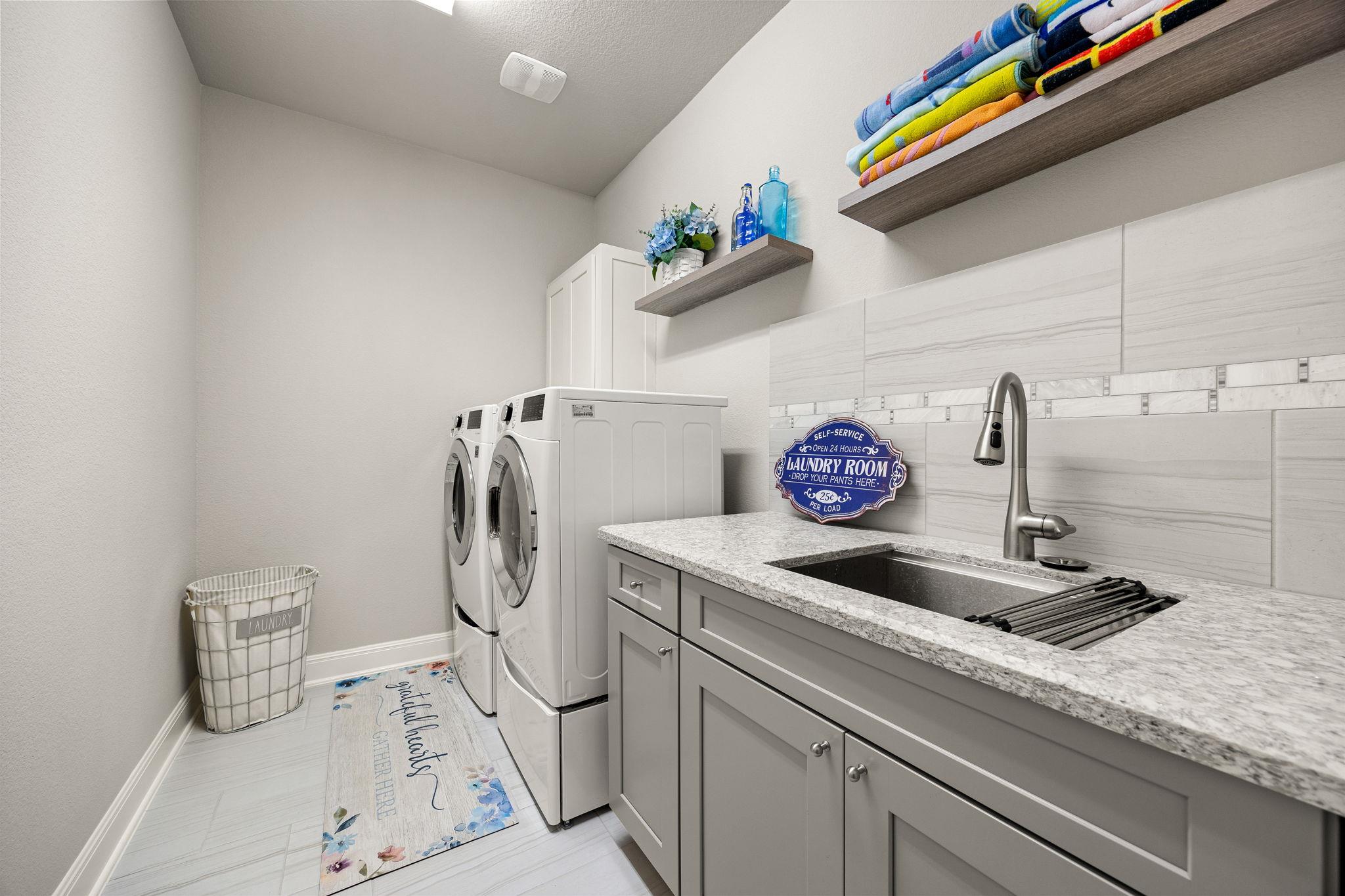 1533 Ferrari Dr, Leander, TX 78641