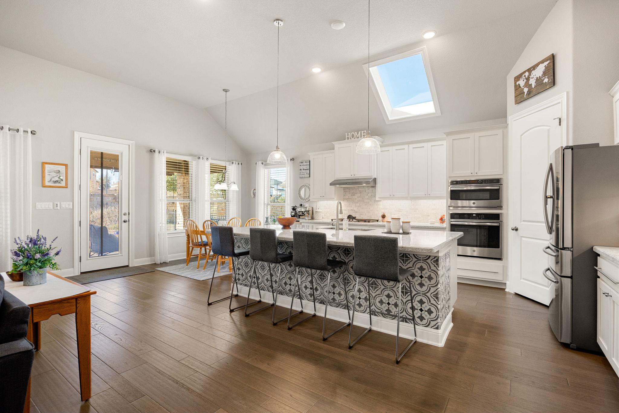 1533 Ferrari Dr, Leander, TX 78641