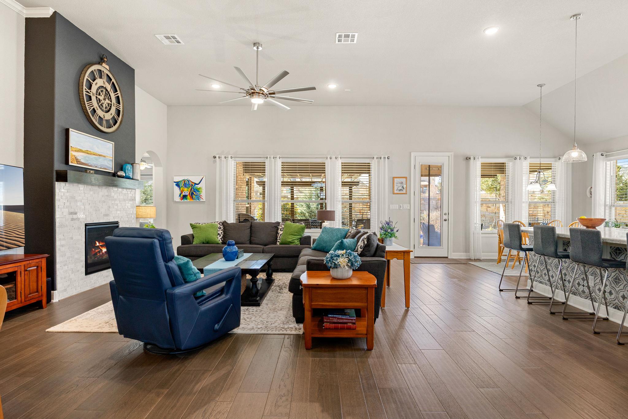 1533 Ferrari Dr, Leander, TX 78641