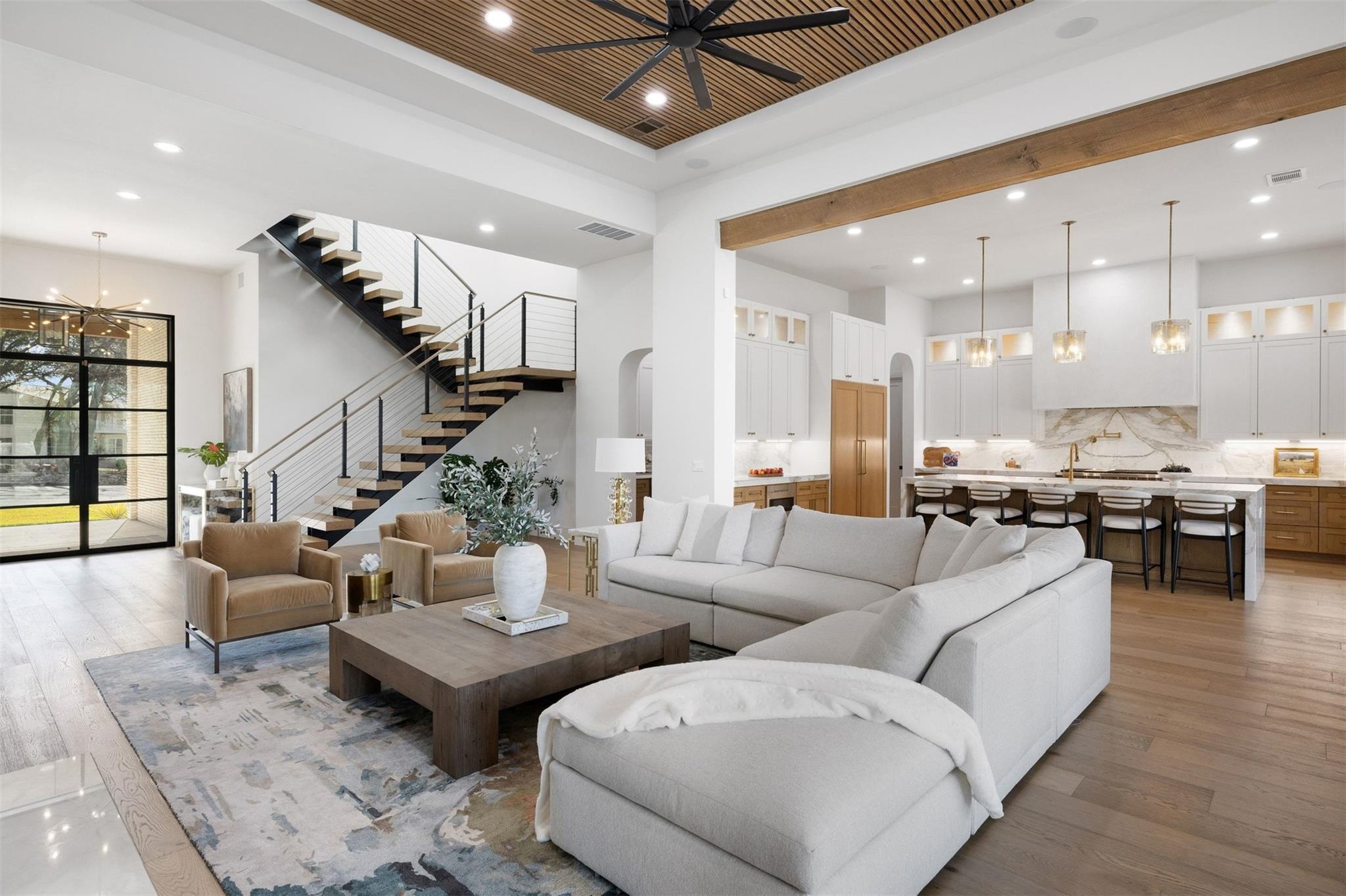 5608 Shady Oak Ct, Austin, TX 78756