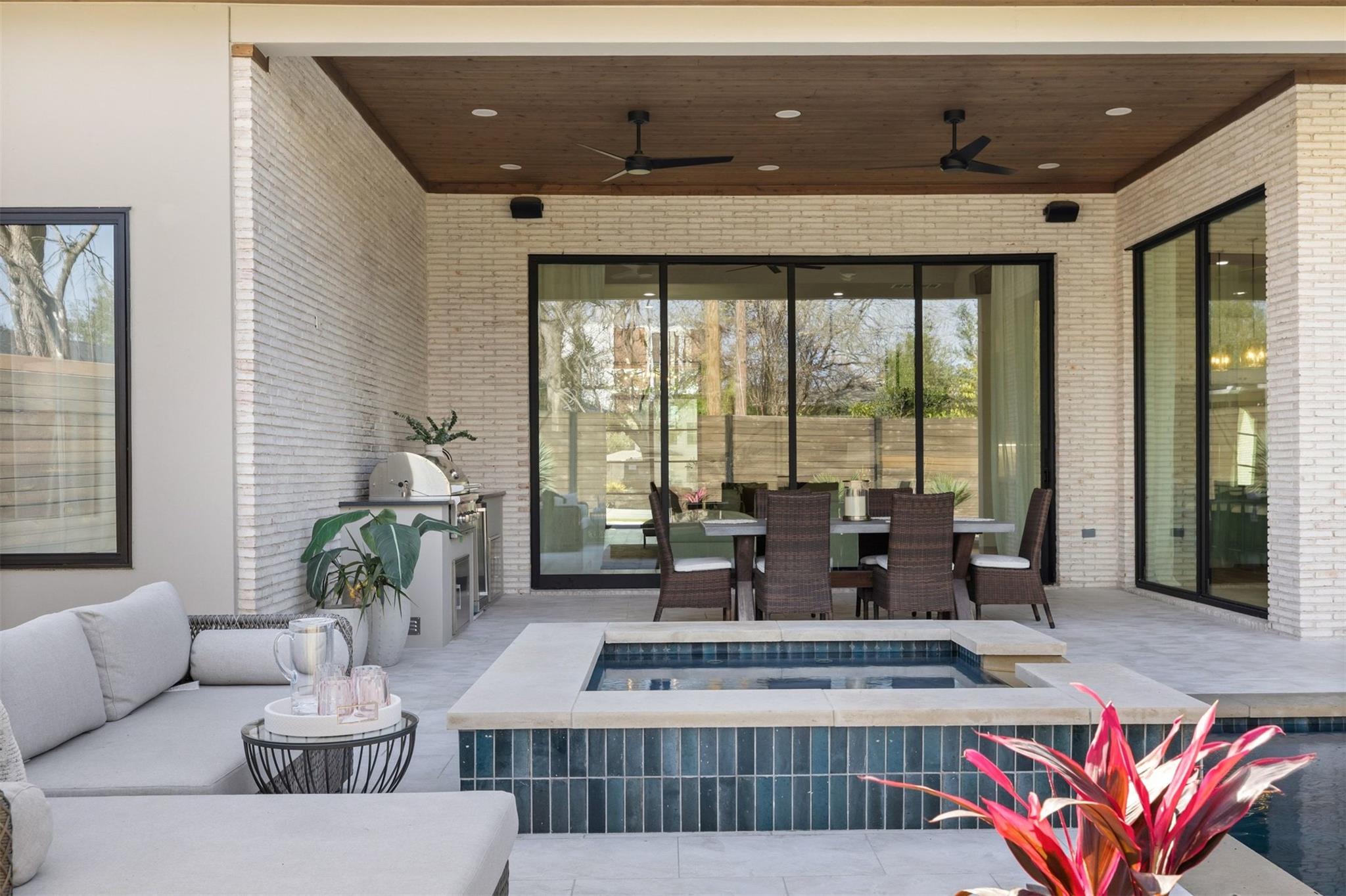 5608 Shady Oak Ct, Austin, TX 78756