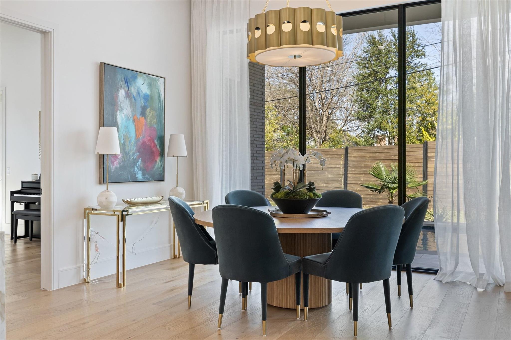 5608 Shady Oak Ct, Austin, TX 78756