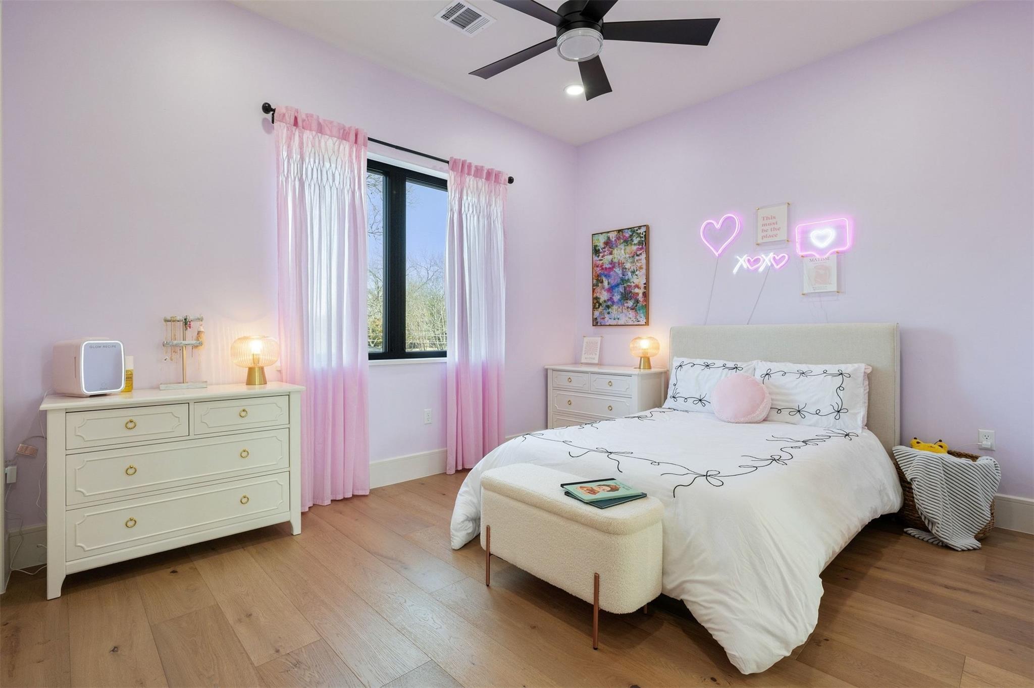 5608 Shady Oak Ct, Austin, TX 78756