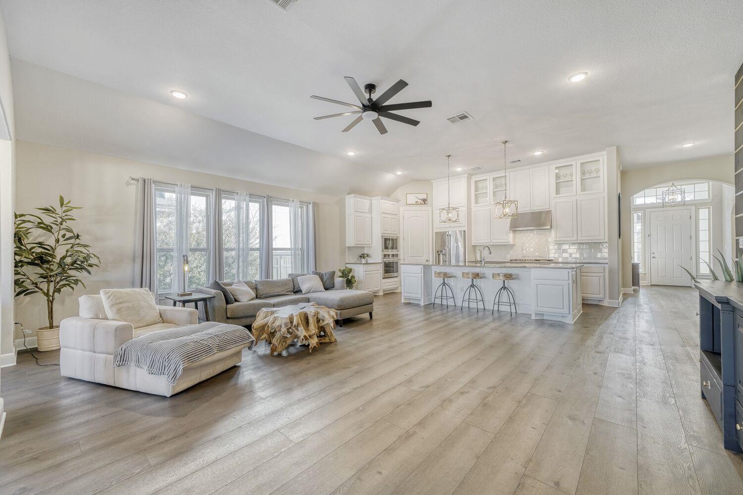 1820 Ficuzza Way, Leander, TX 78641