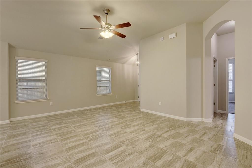 13216 Mariscan St, Manchaca, TX 78652