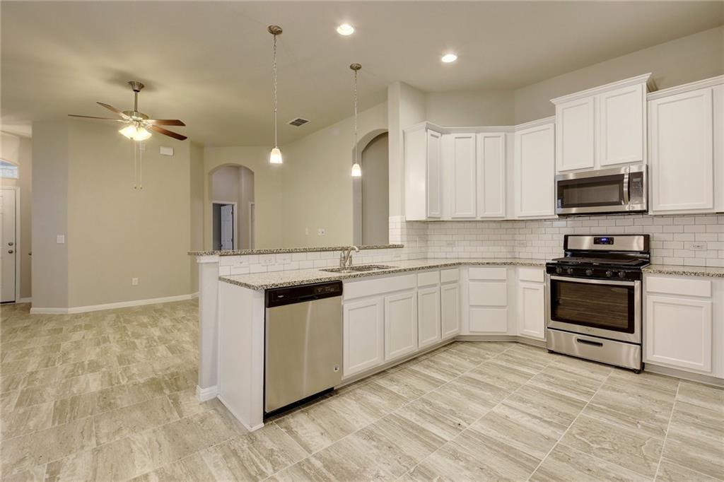 13216 Mariscan St, Manchaca, TX 78652