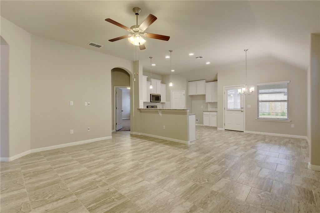 13216 Mariscan St, Manchaca, TX 78652