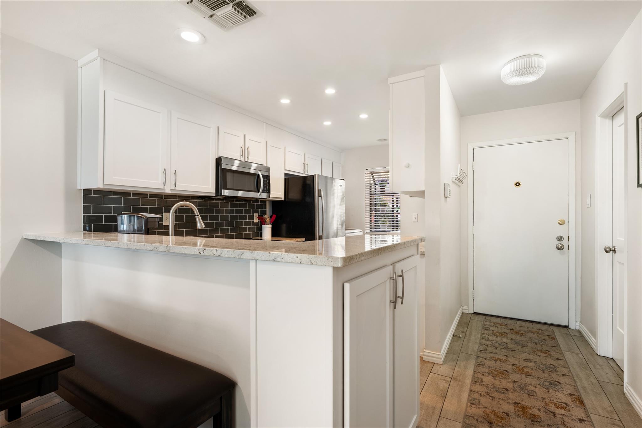 7122 Wood Hollow Dr # 47, Austin, TX 78731