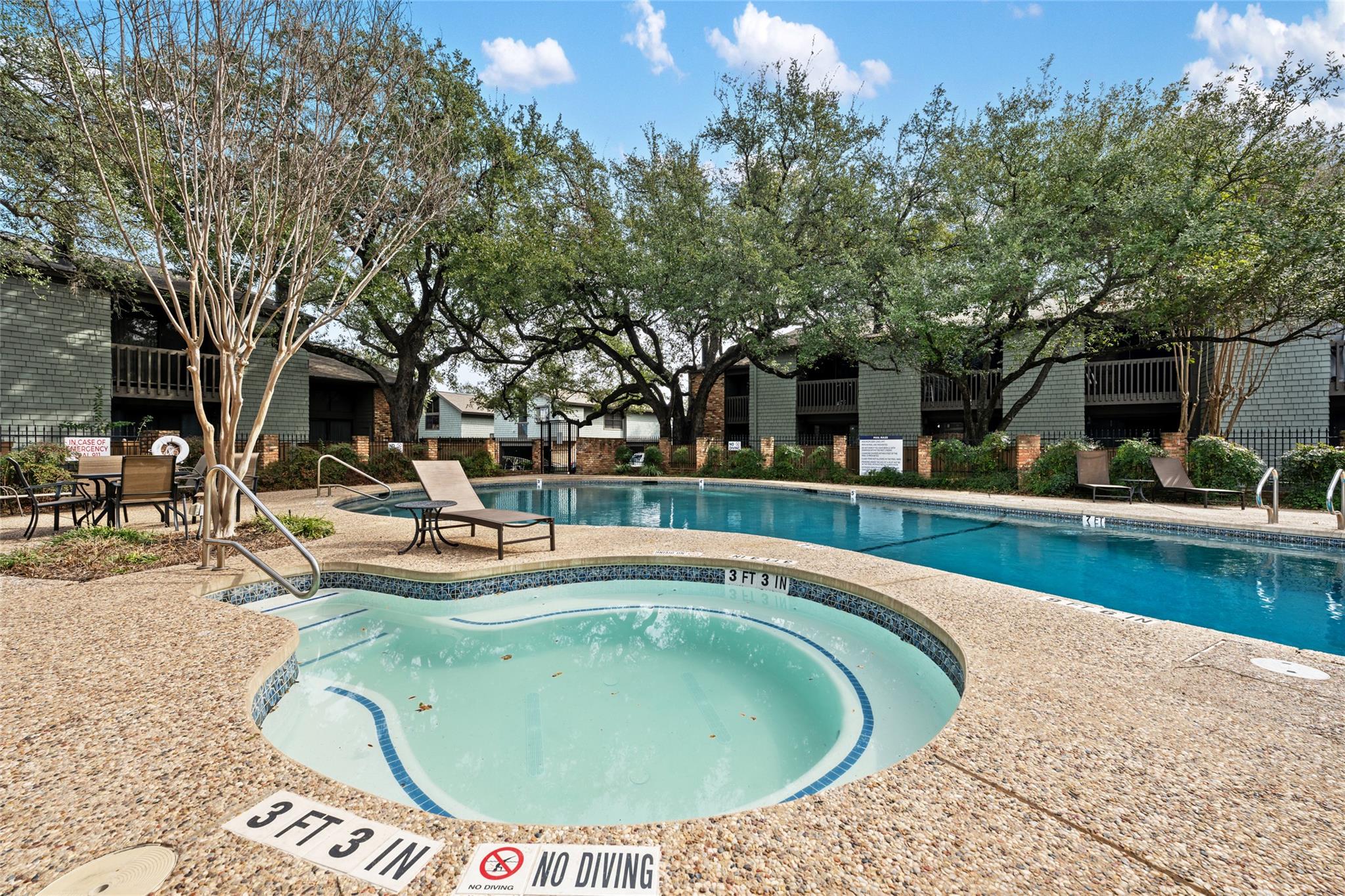 7122 Wood Hollow Dr # 47, Austin, TX 78731