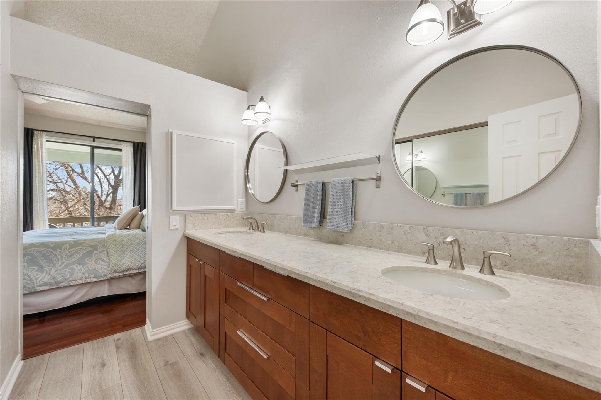 7122 Wood Hollow Dr # 47, Austin, TX 78731