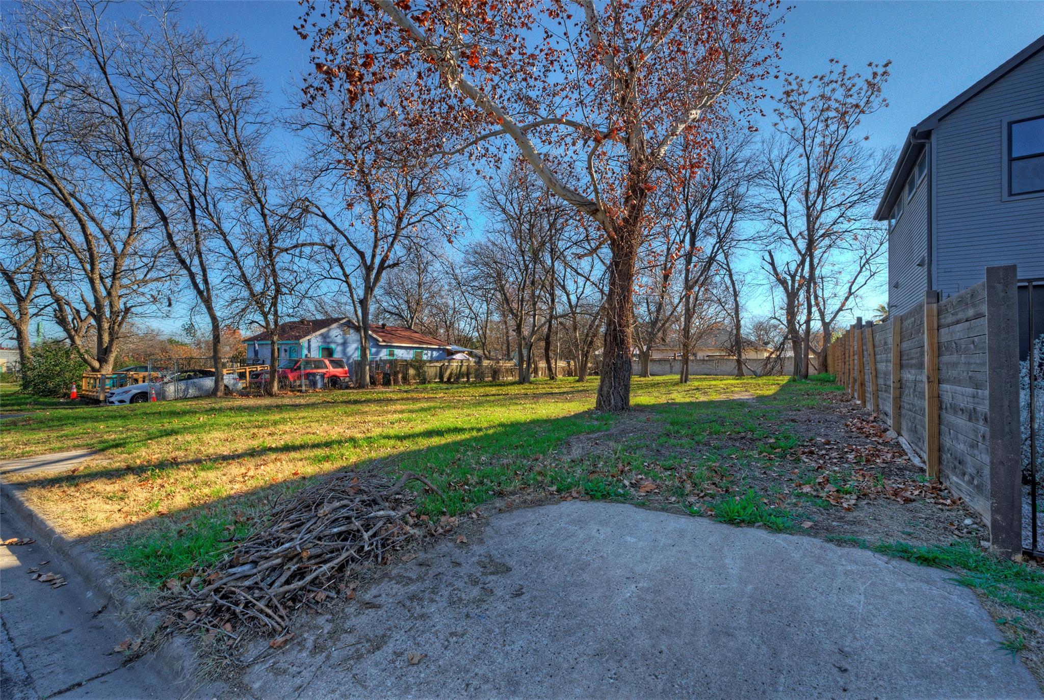 411 Hackberry Ln, Austin, TX 78753