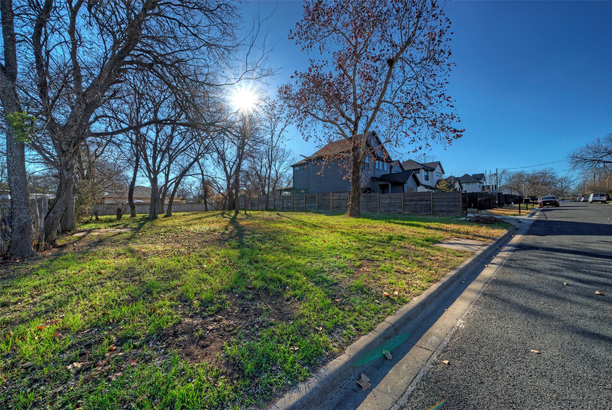 411 Hackberry Ln, Austin, TX 78753