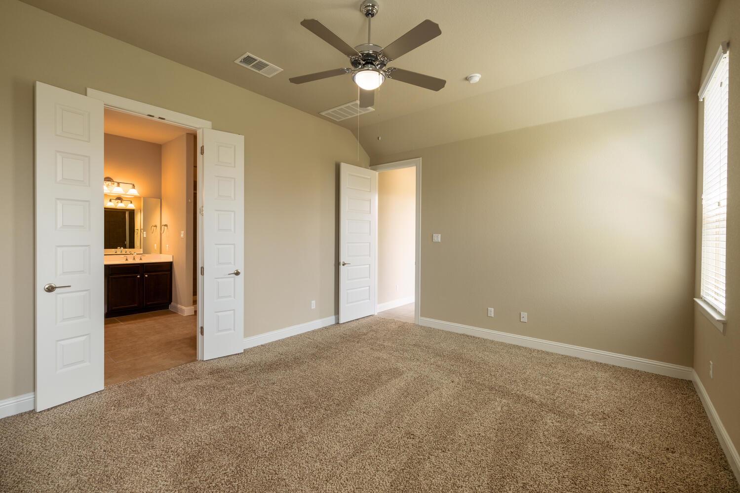 5853 Casstello Dr, Round Rock, TX 78665