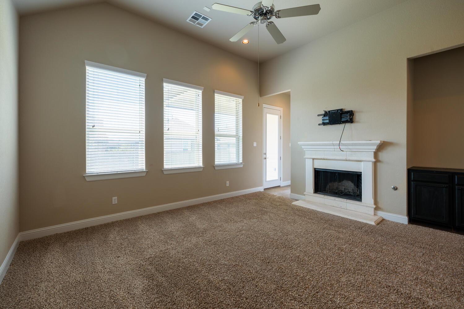 5853 Casstello Dr, Round Rock, TX 78665