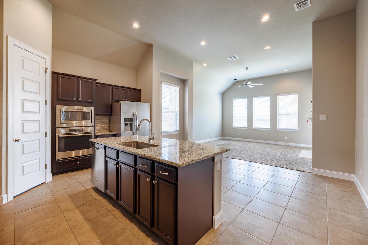 5853 Casstello Dr, Round Rock, TX 78665