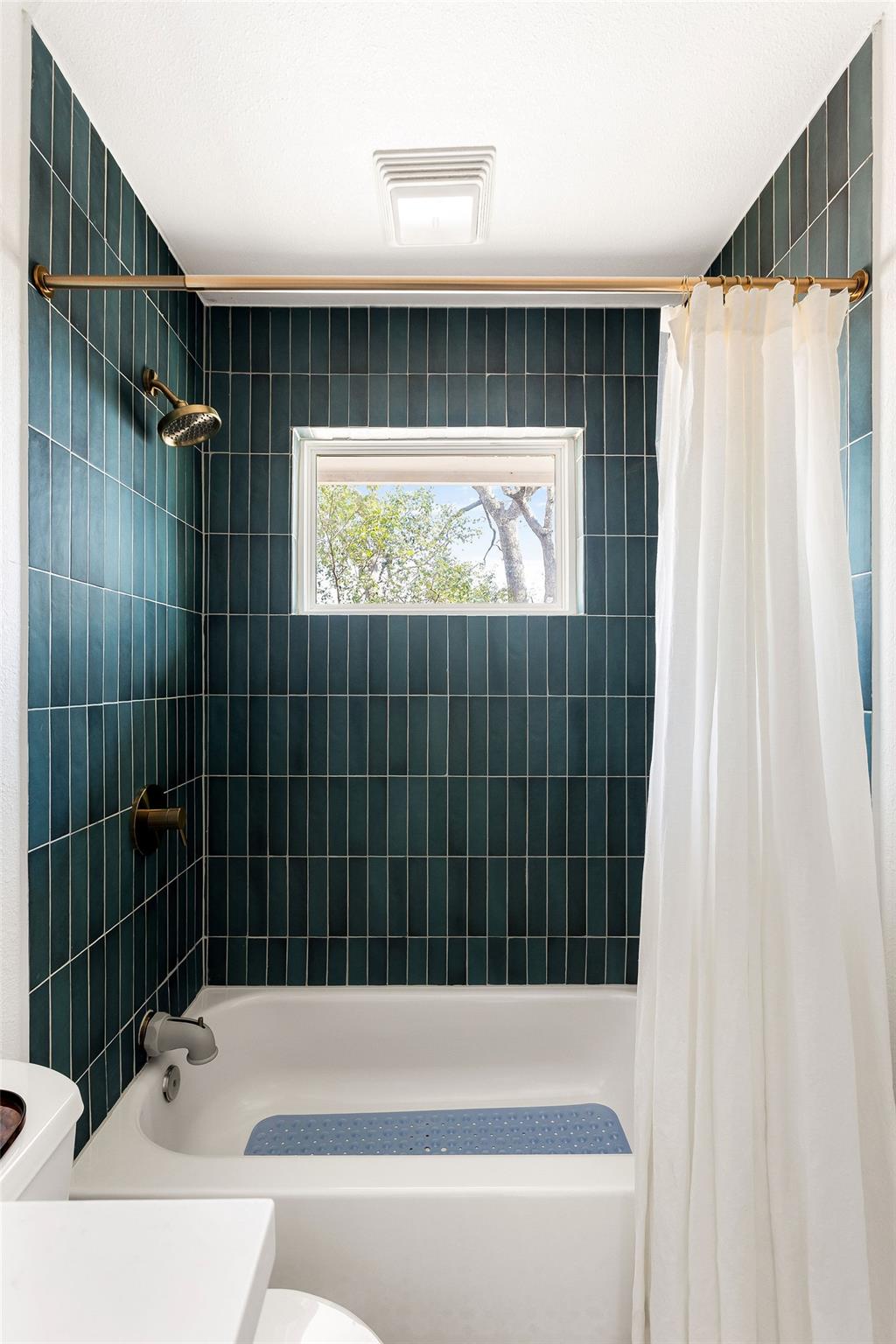 4701 Travis Country Cir, Austin, TX 78735