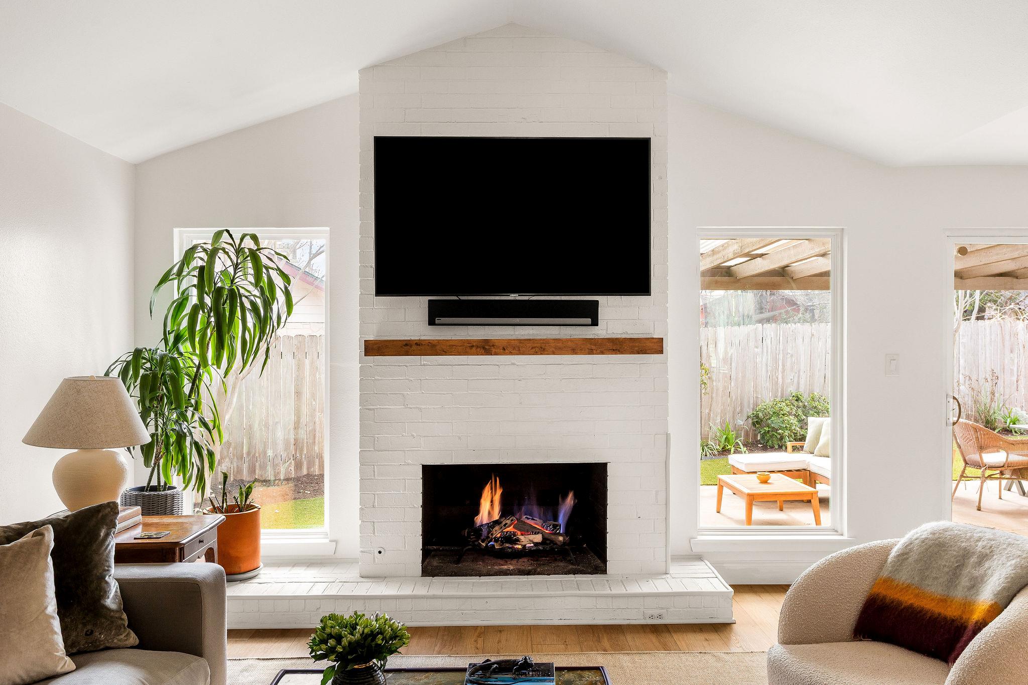 4701 Travis Country Cir, Austin, TX 78735