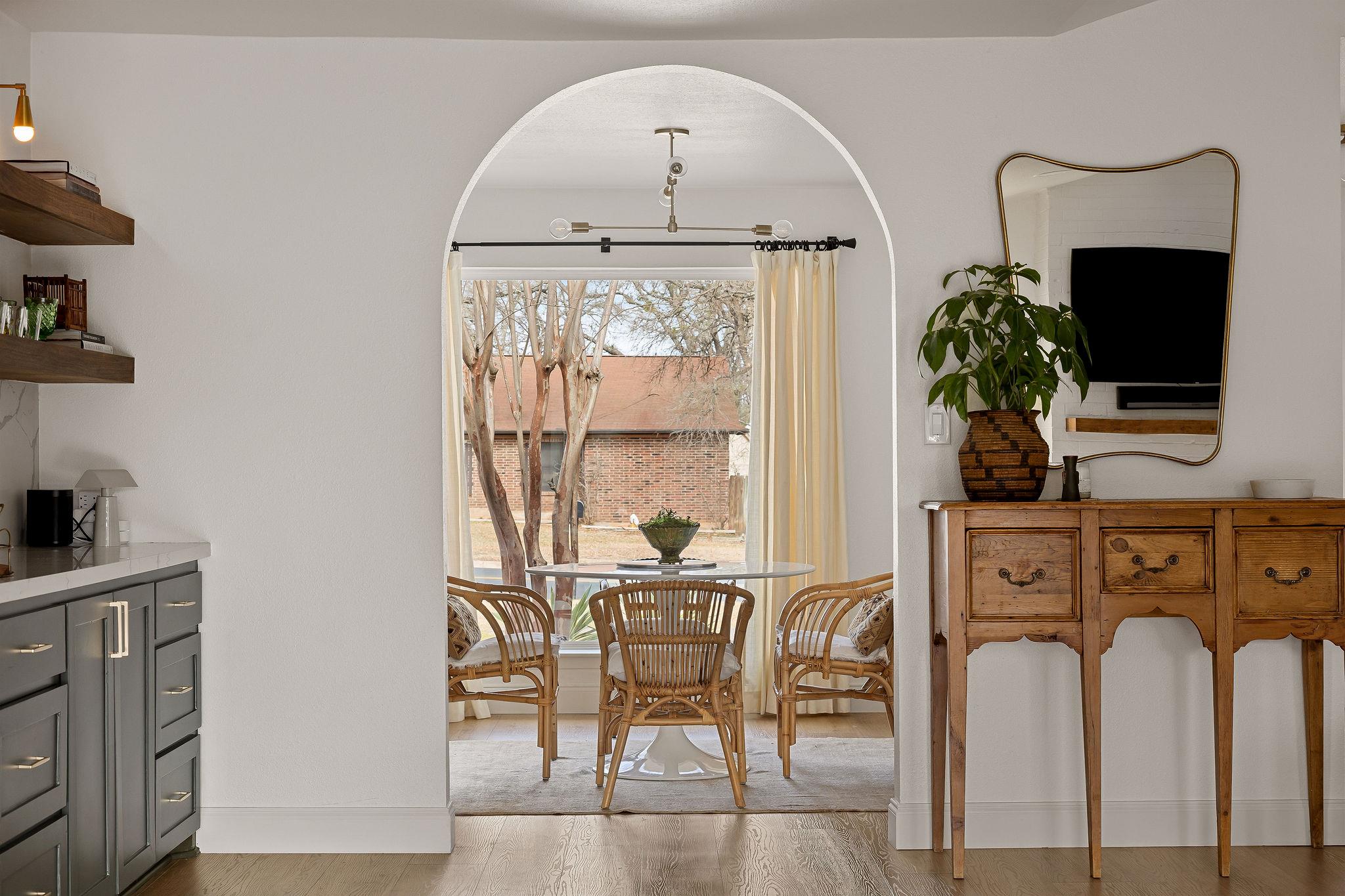 4701 Travis Country Cir, Austin, TX 78735