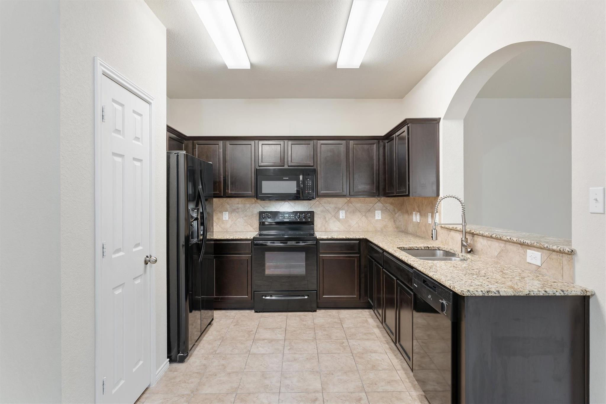 1709 Gigante Dr, Killeen, TX 76543