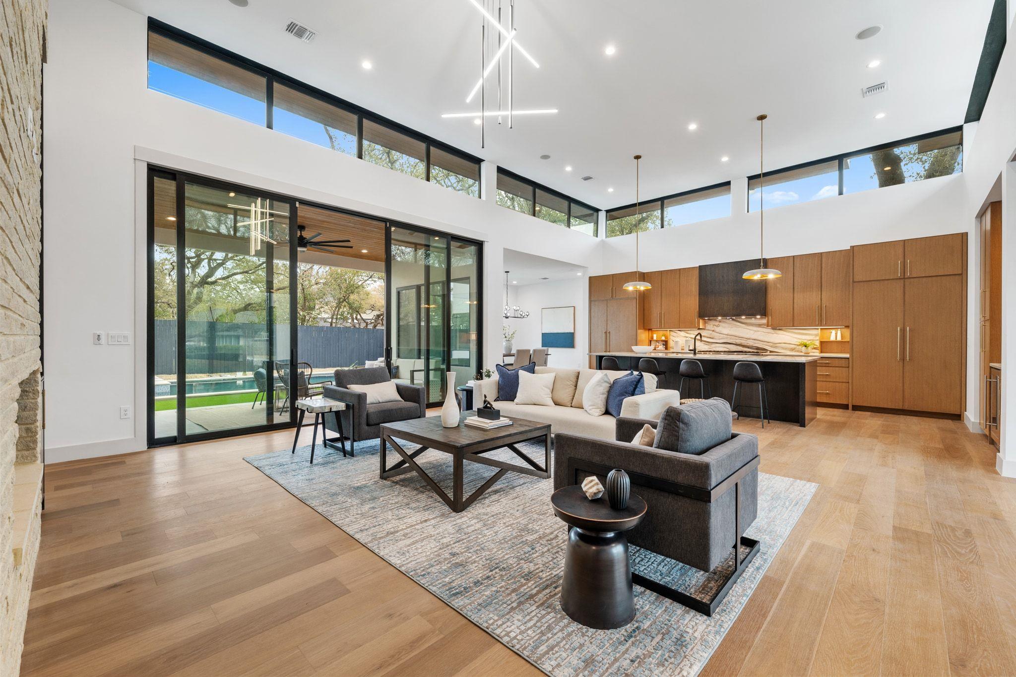 4216 Deepwoods Dr, Austin, TX 78731