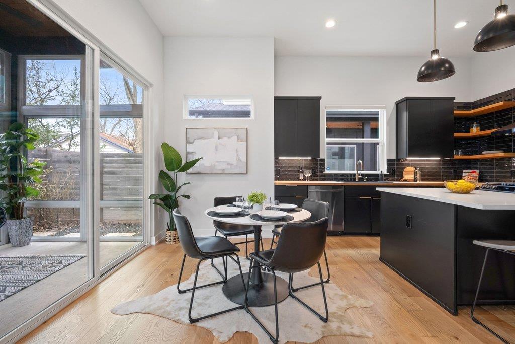 928 E 53rd 1/2 St # 1, Austin, TX 78751