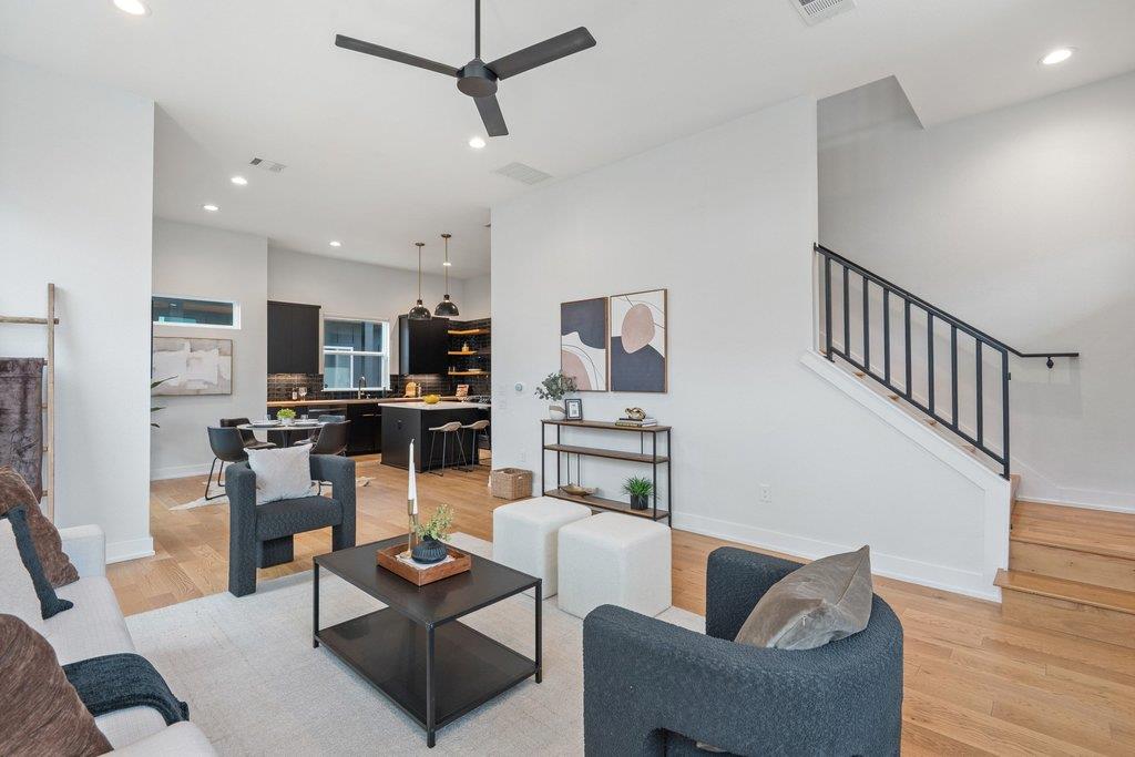 928 E 53rd 1/2 St # 1, Austin, TX 78751