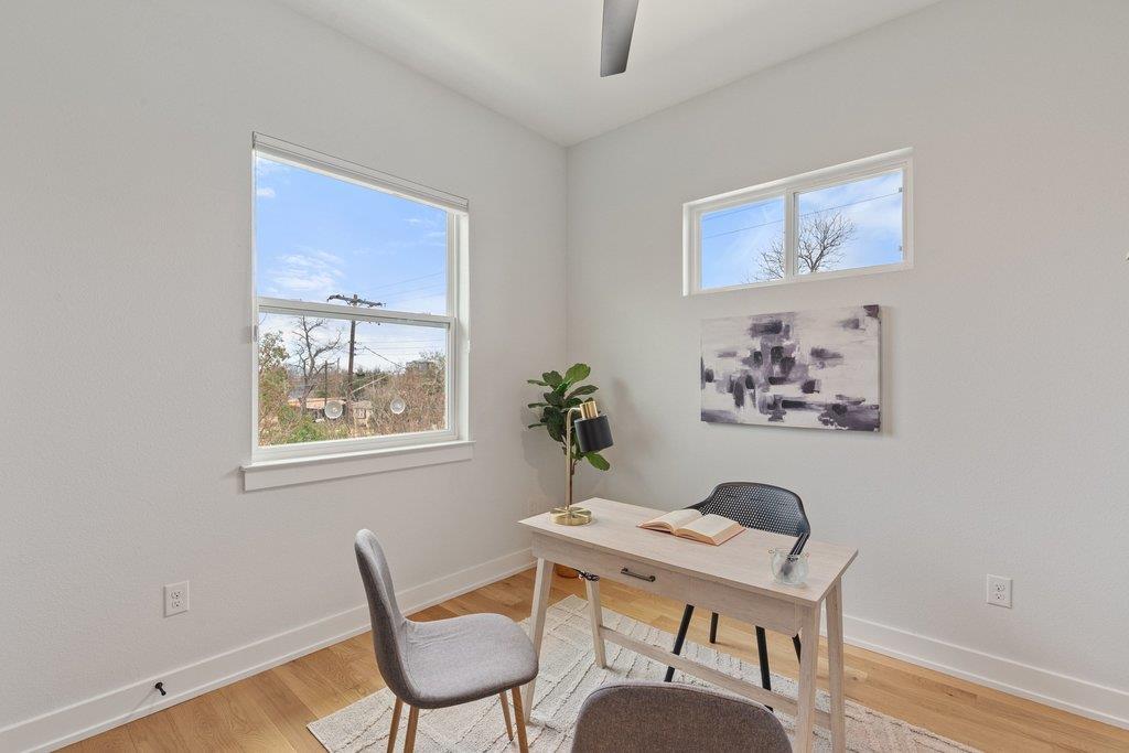 928 E 53rd 1/2 St # 1, Austin, TX 78751