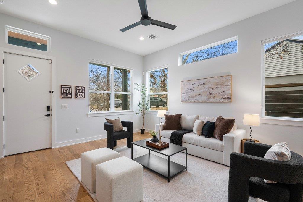 928 E 53rd 1/2 St # 1, Austin, TX 78751