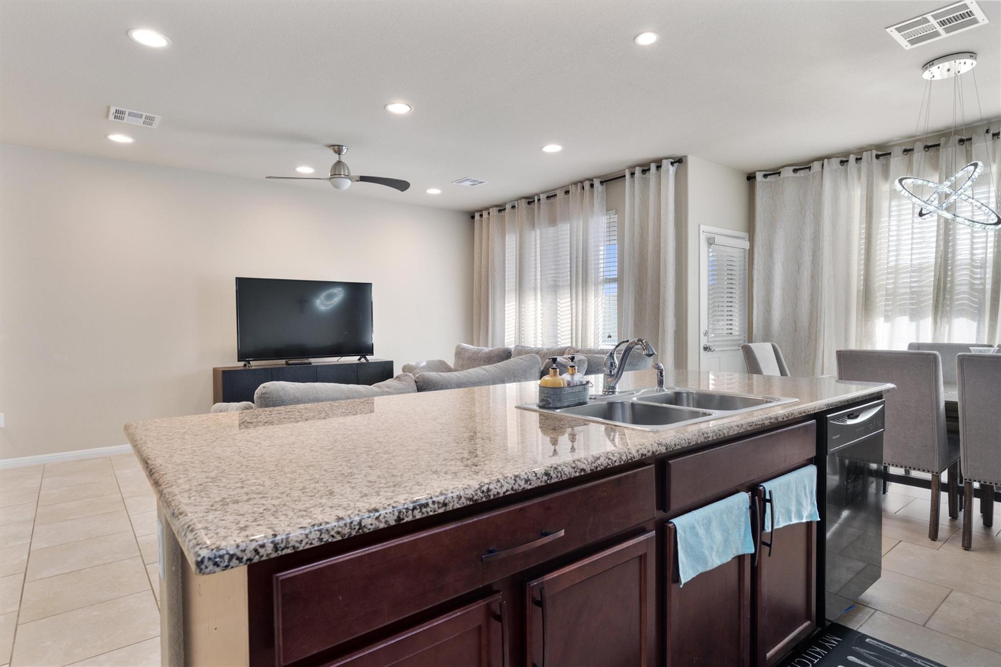 417 Epiphany Ln, Pflugerville, TX 78660