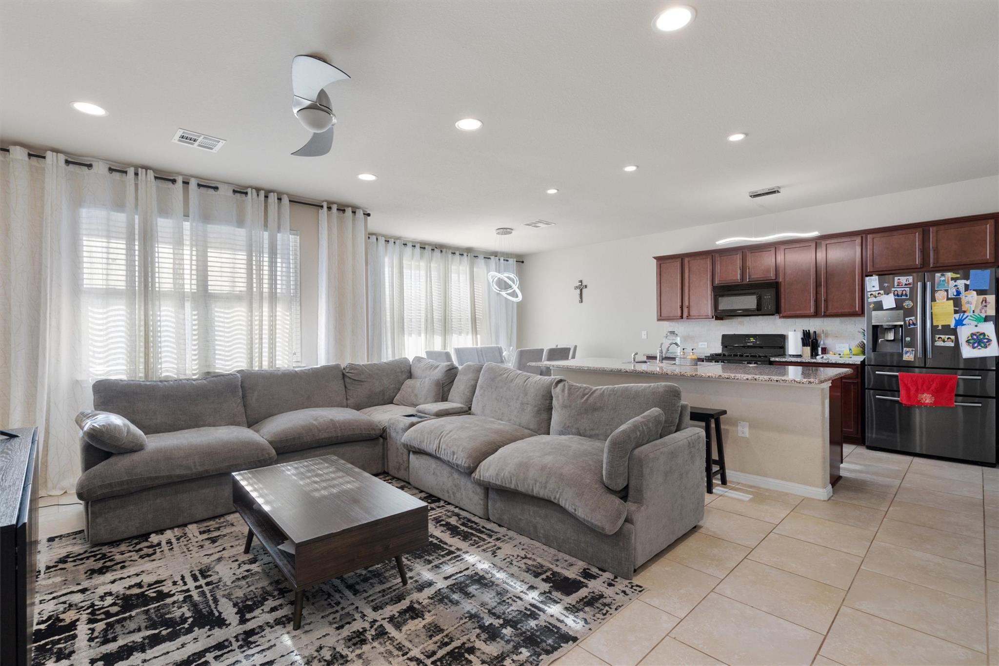 417 Epiphany Ln, Pflugerville, TX 78660