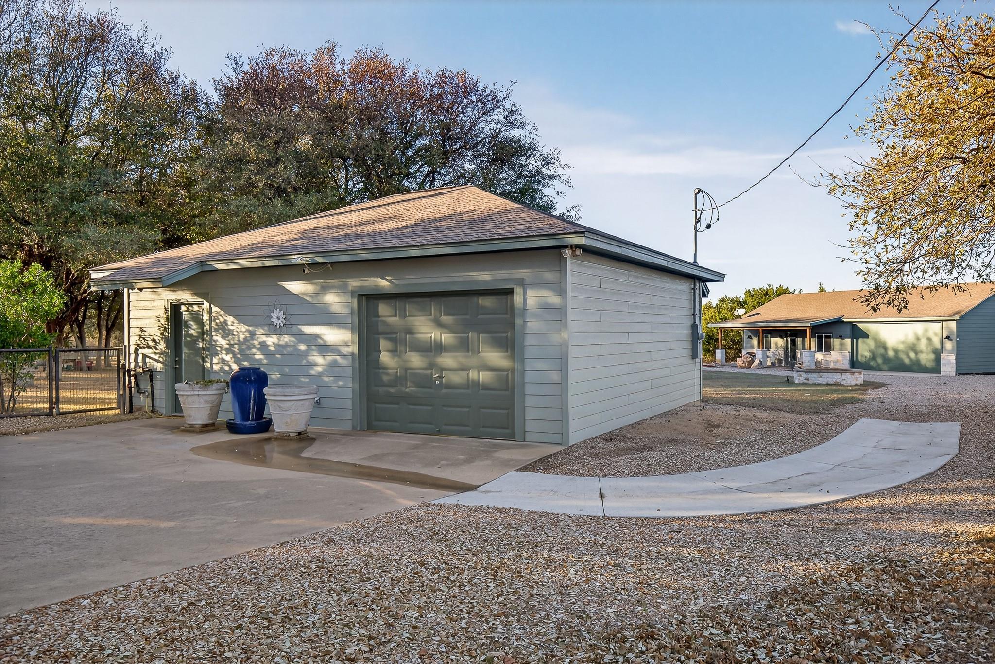 2500 County Road 403, Marble Falls, TX 78654