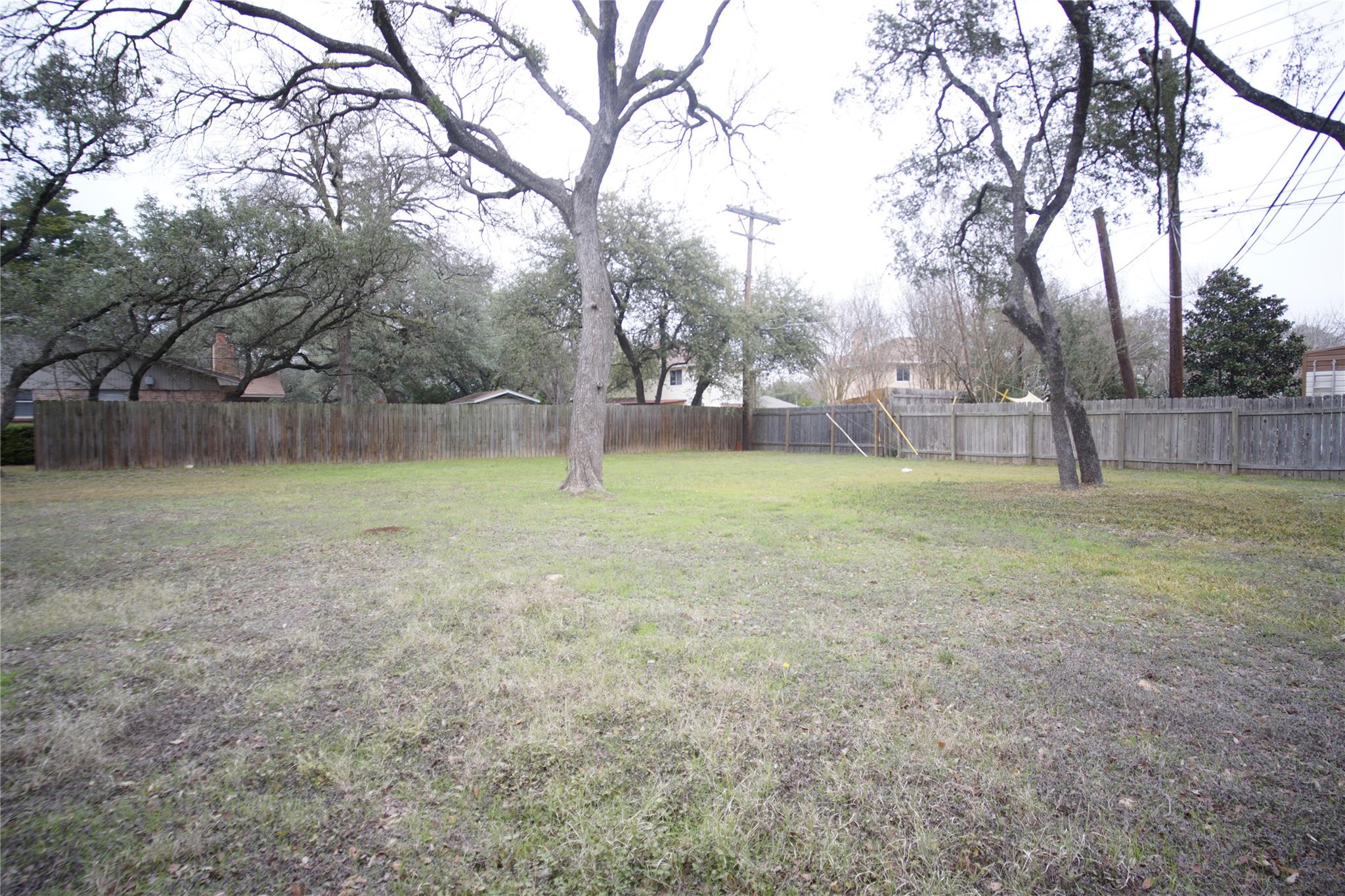 12725 Dakota Ln # B, Austin, TX 78729