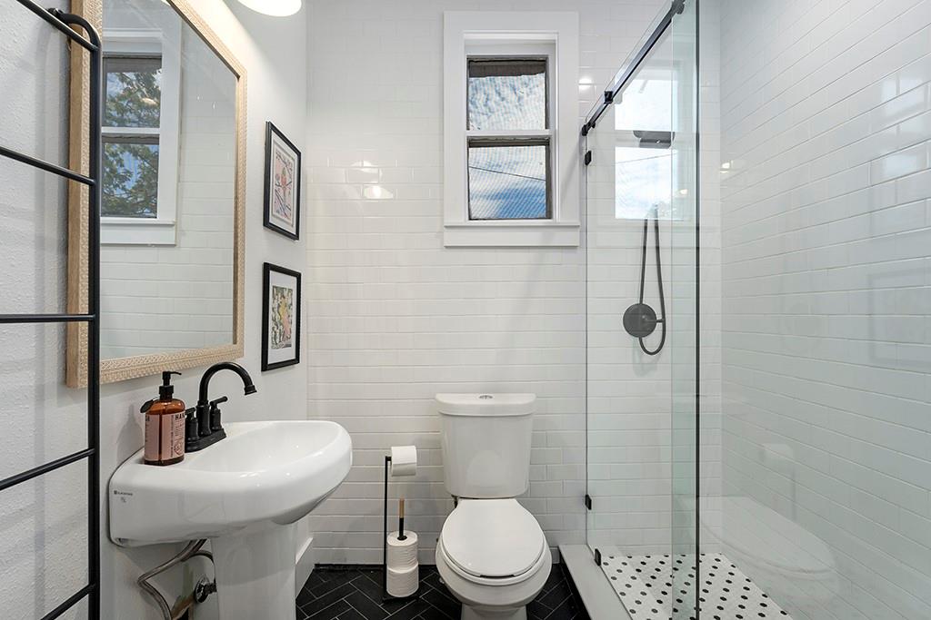 510 N Orange St, Fredericksburg, TX 78624