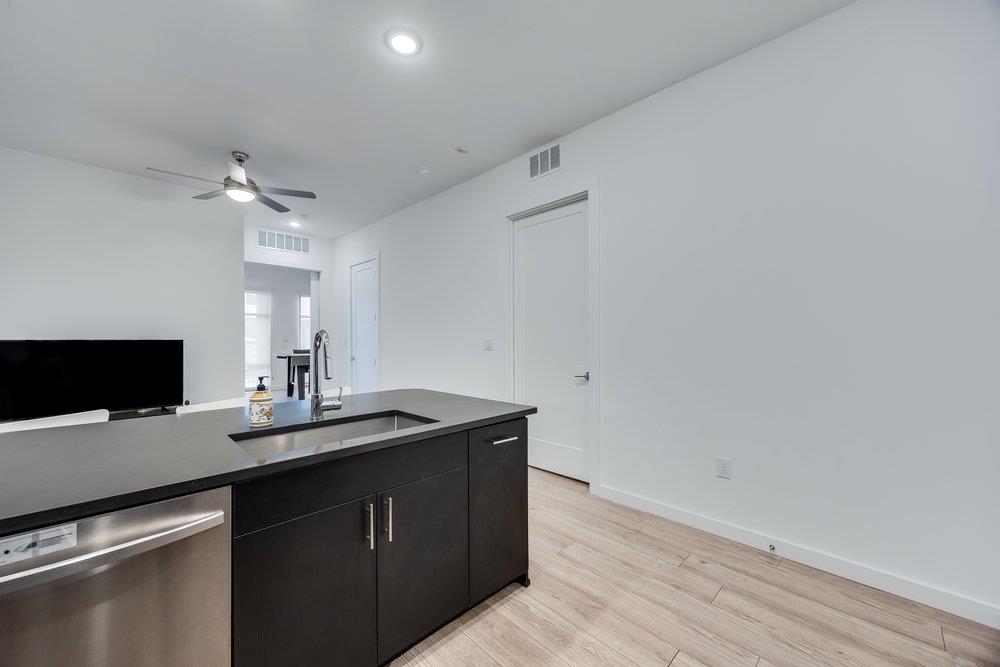 4801 Springdale Rd # 2107, Austin, TX 78723