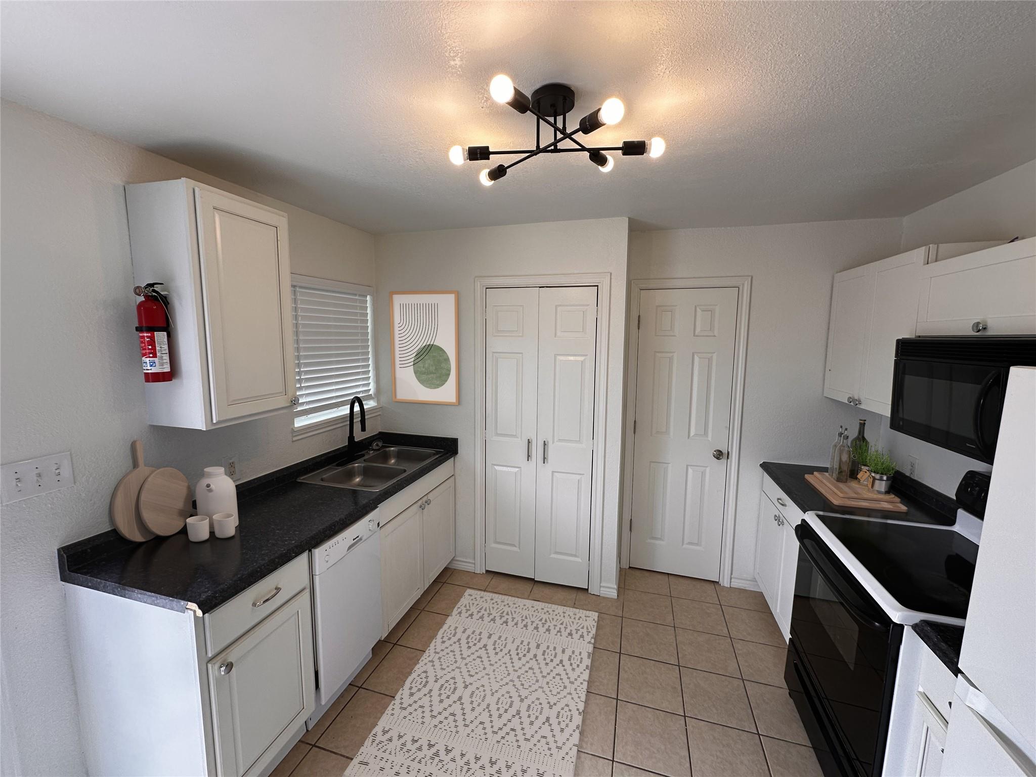 161 S Arch St # Apartment 1, Aransas Pass, TX 78336