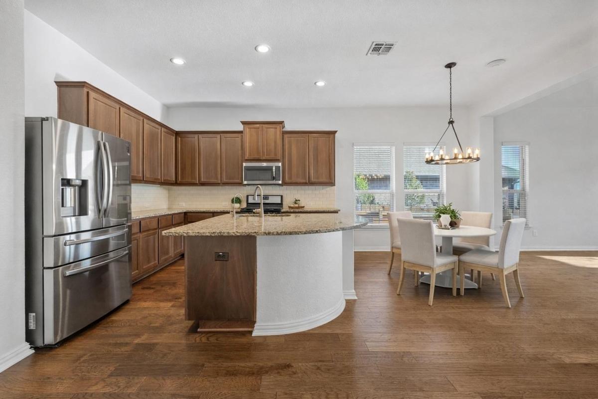 22209 Cross Timbers Bnd, Lago Vista, TX 78645