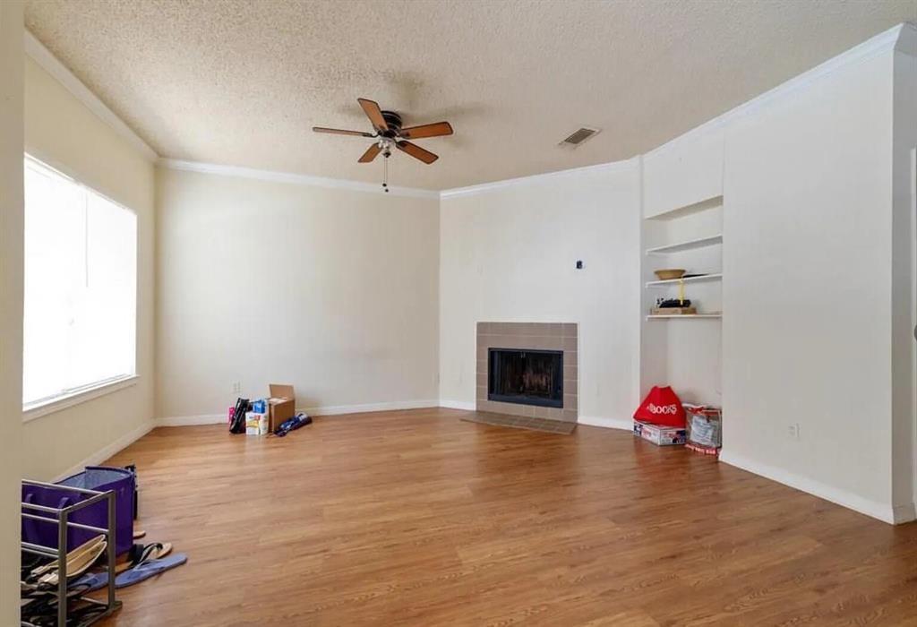 915 W 23rd St # 103, Austin, TX 78705